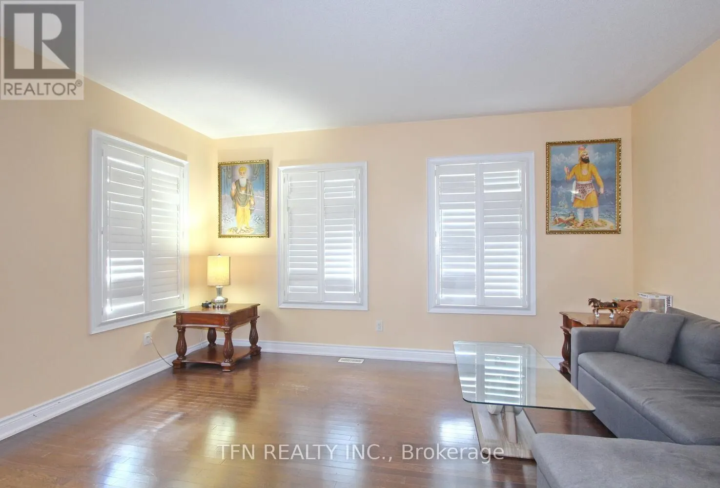 1 BEACON HILL DRIVE