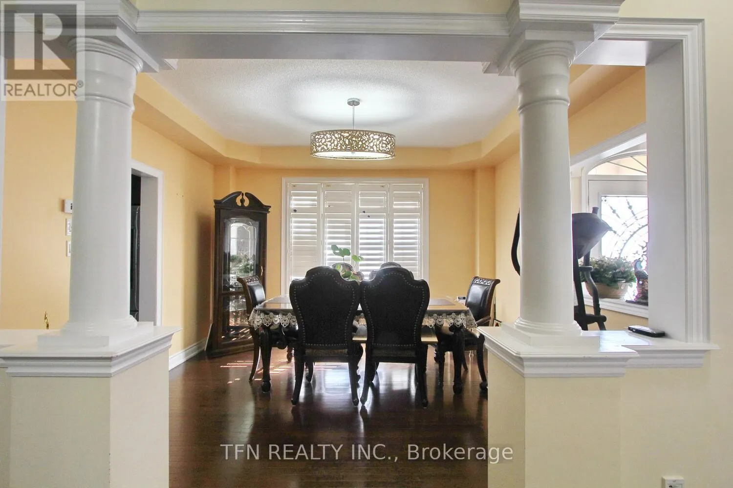 1 BEACON HILL DRIVE