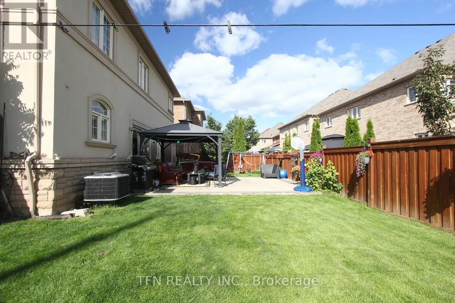 1 BEACON HILL DRIVE