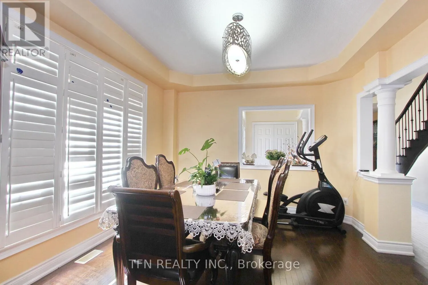 1 BEACON HILL DRIVE
