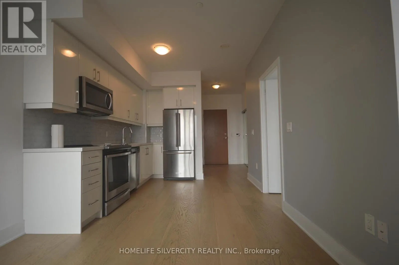 20 SHORE BREEZE DRIVE
