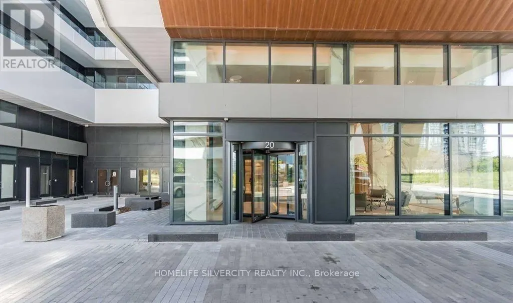 20 SHORE BREEZE DRIVE