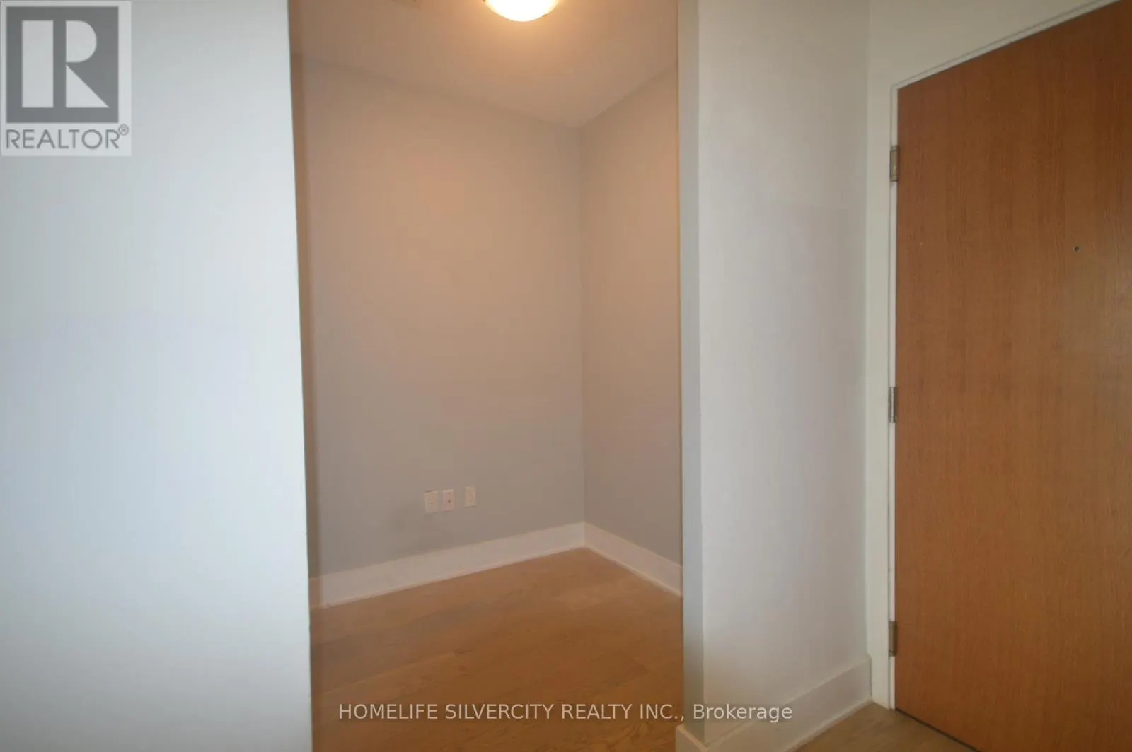 20 SHORE BREEZE DRIVE