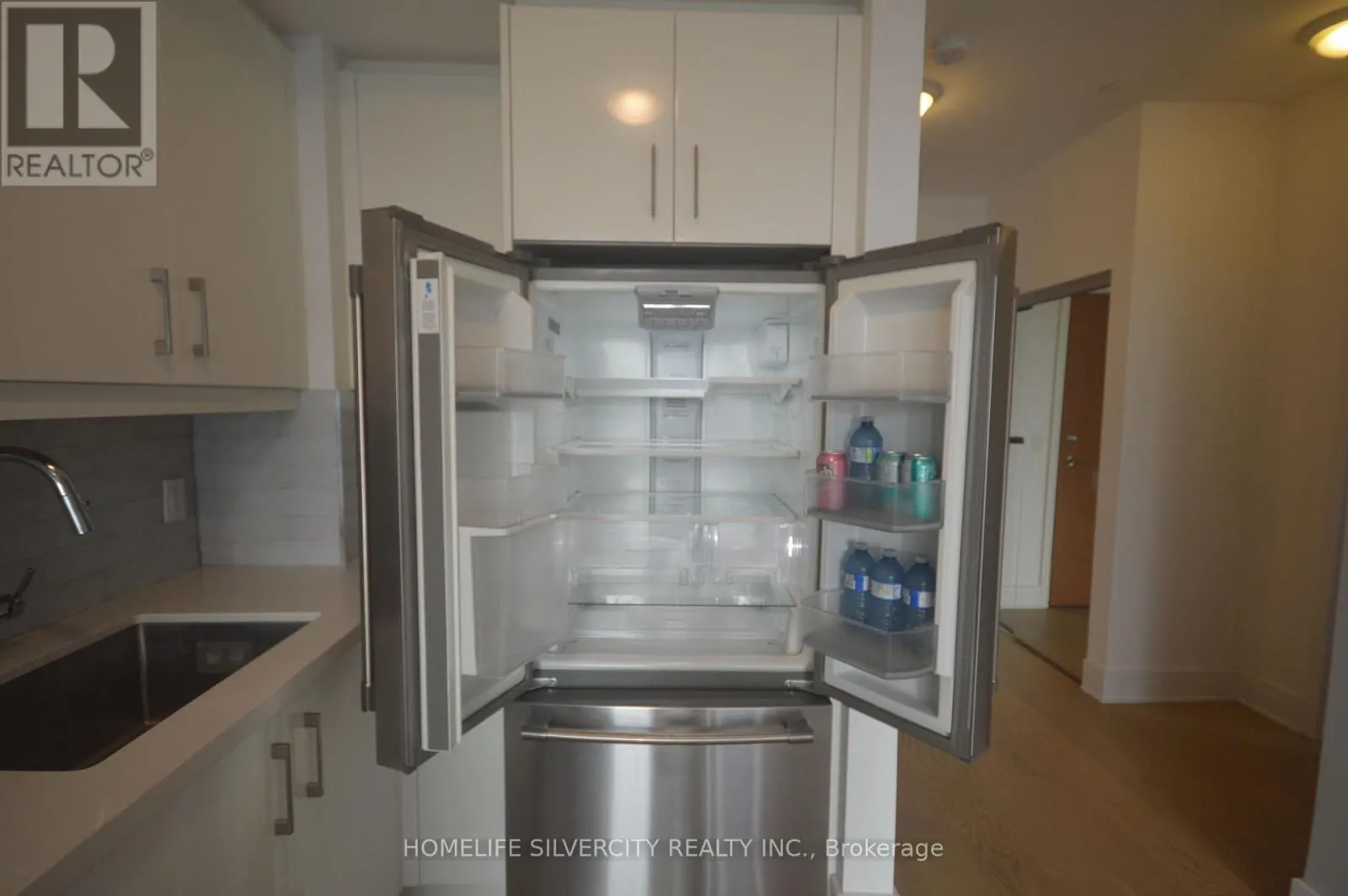 20 SHORE BREEZE DRIVE