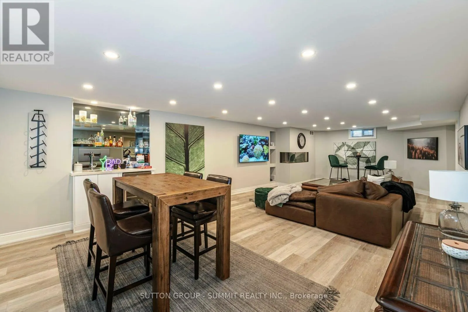 4508 CREDIT POINTE DRIVE