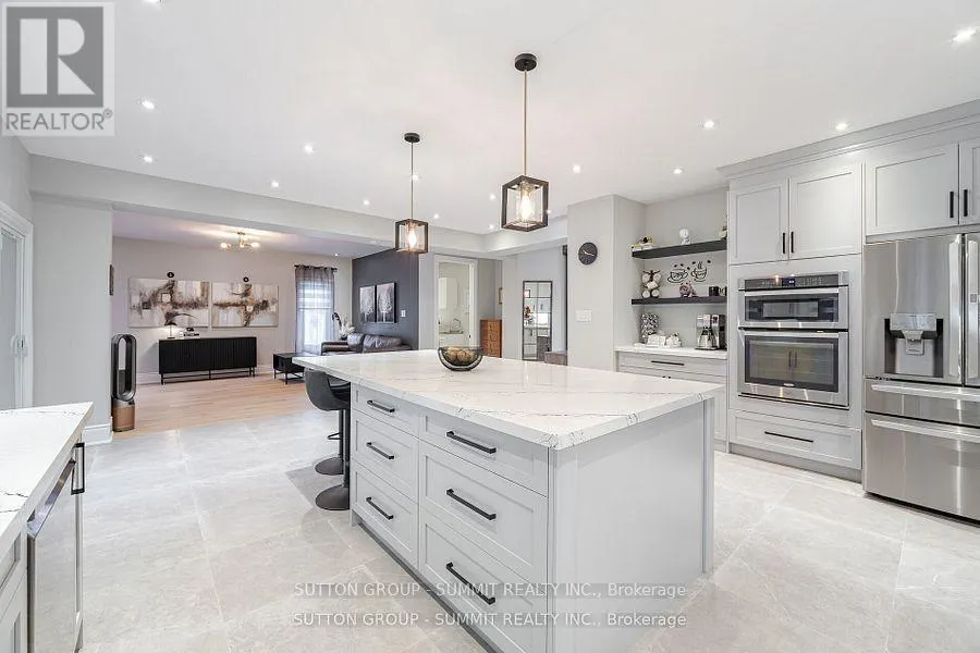 4508 CREDIT POINTE DRIVE