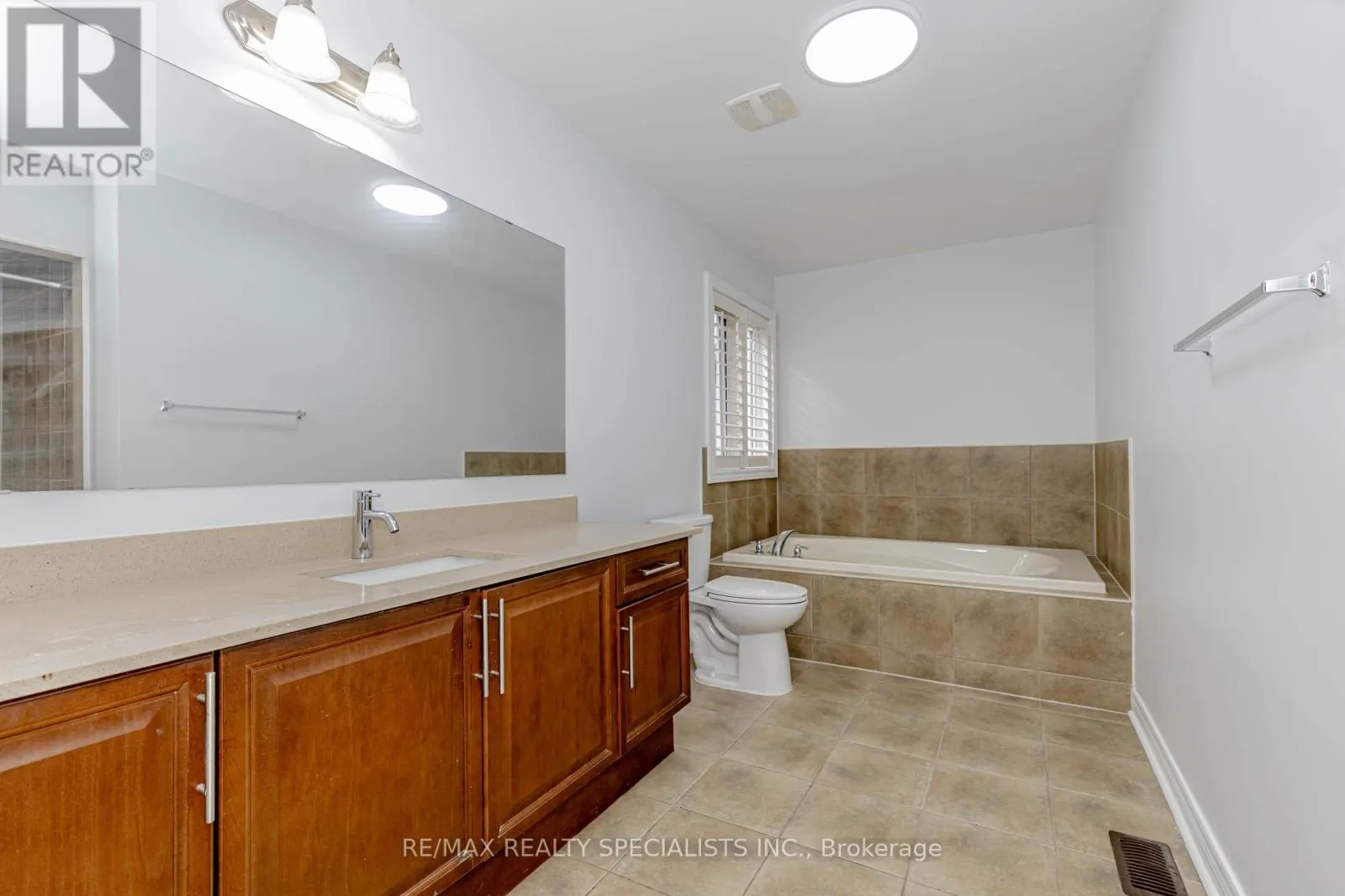 3240 TACC DRIVE
