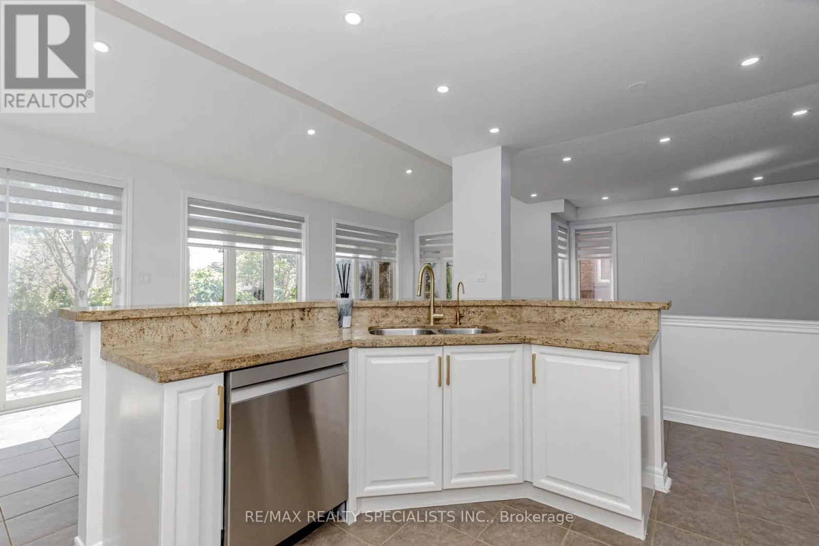3240 TACC DRIVE