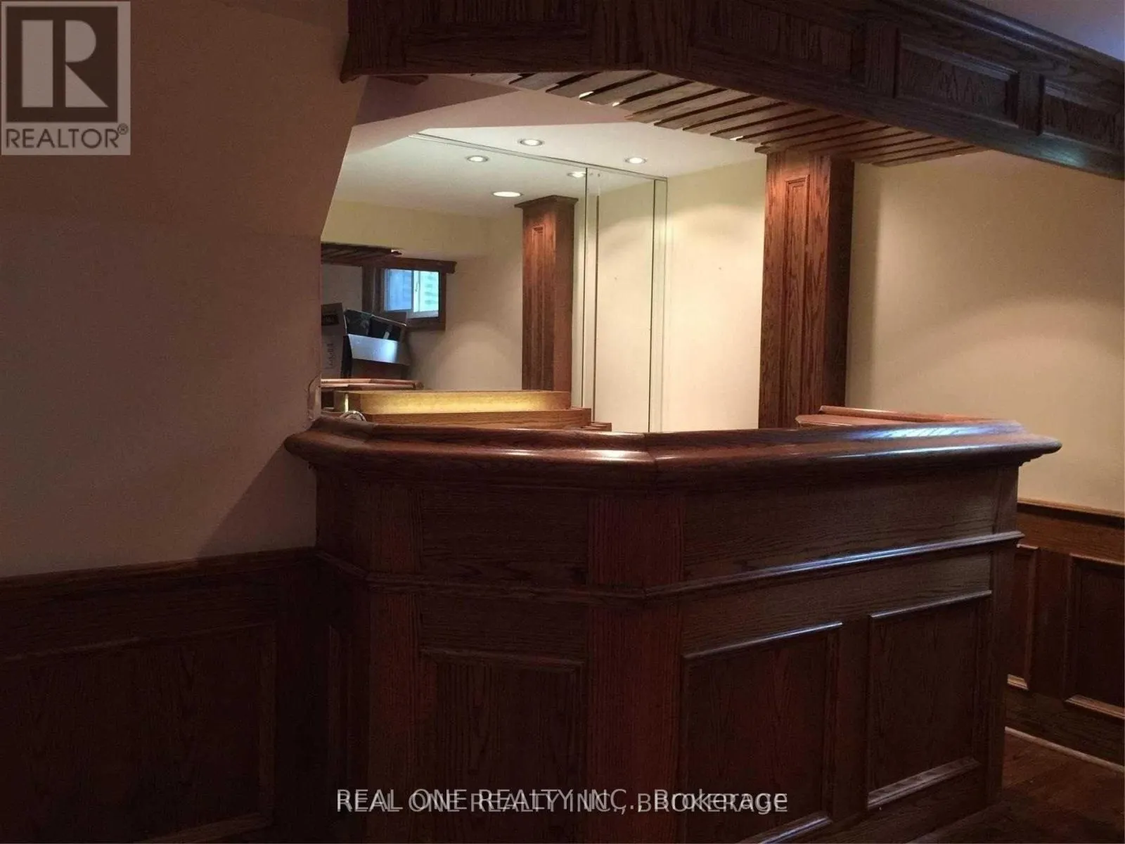 2ND FL RM2 - 3501 KINGBIRD COURT