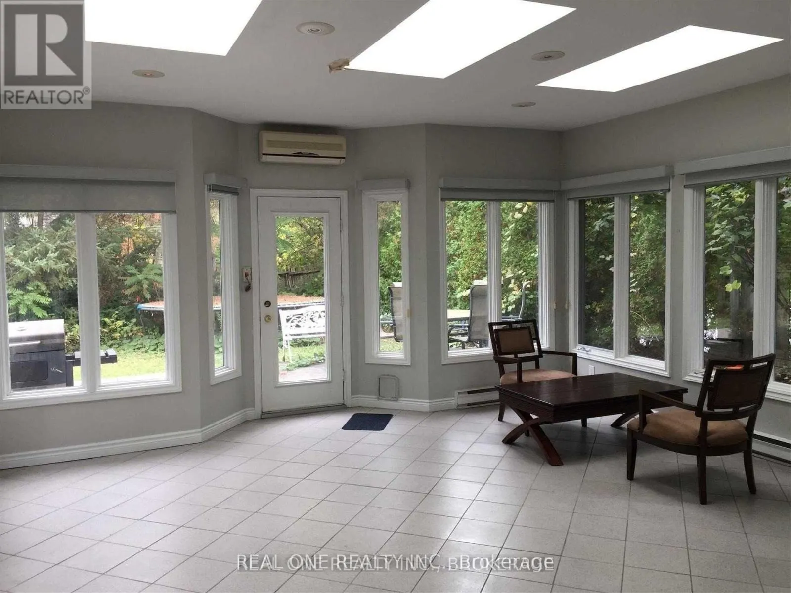 2ND FL RM2 - 3501 KINGBIRD COURT