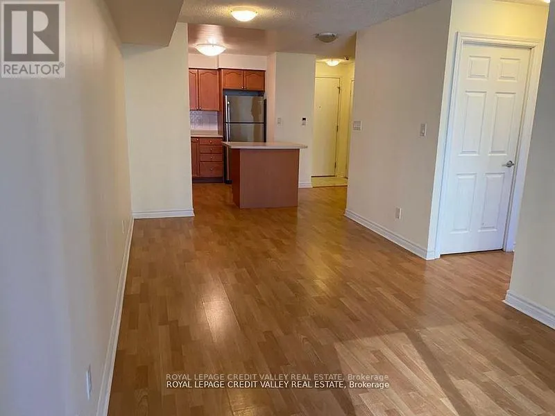 1204 - 3880 DUKE OF YORK BOULEVARD