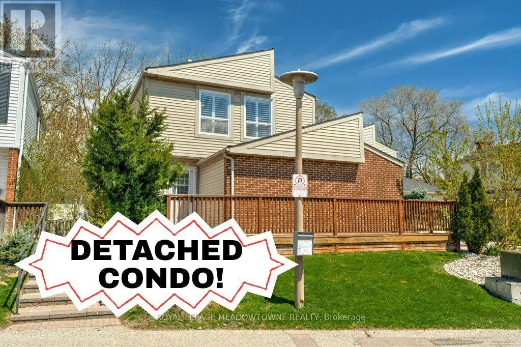 10 - 336 QUEEN STREET S