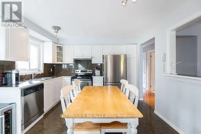 2947 SAINT MALO CIRCLE