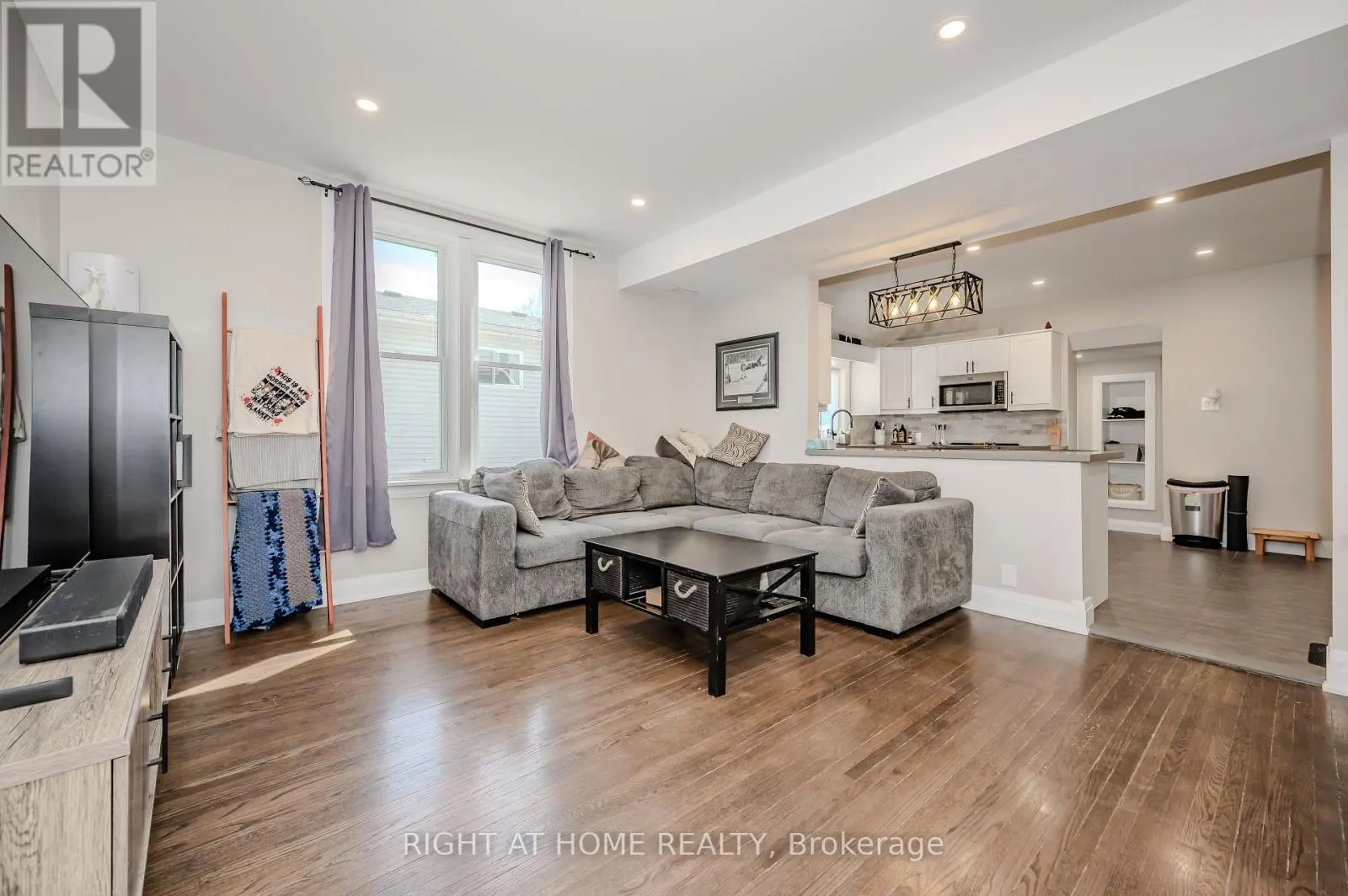 126 POPLAR AVENUE