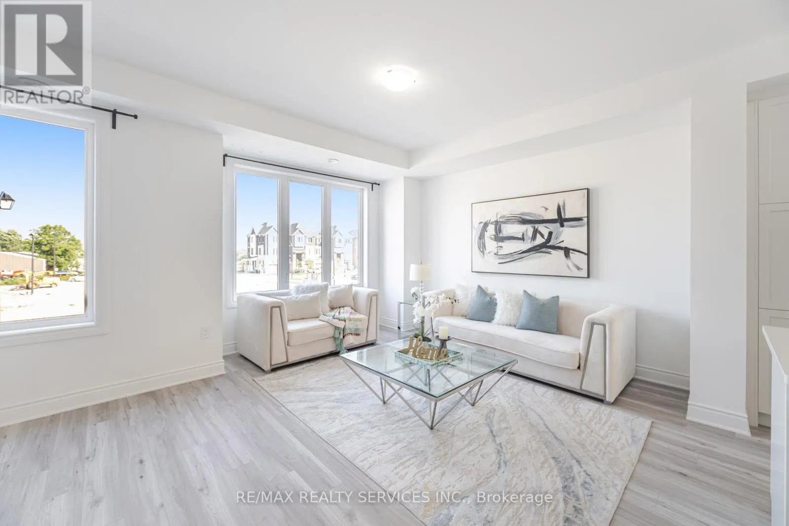 5184 VIOLA DESMOND DRIVE