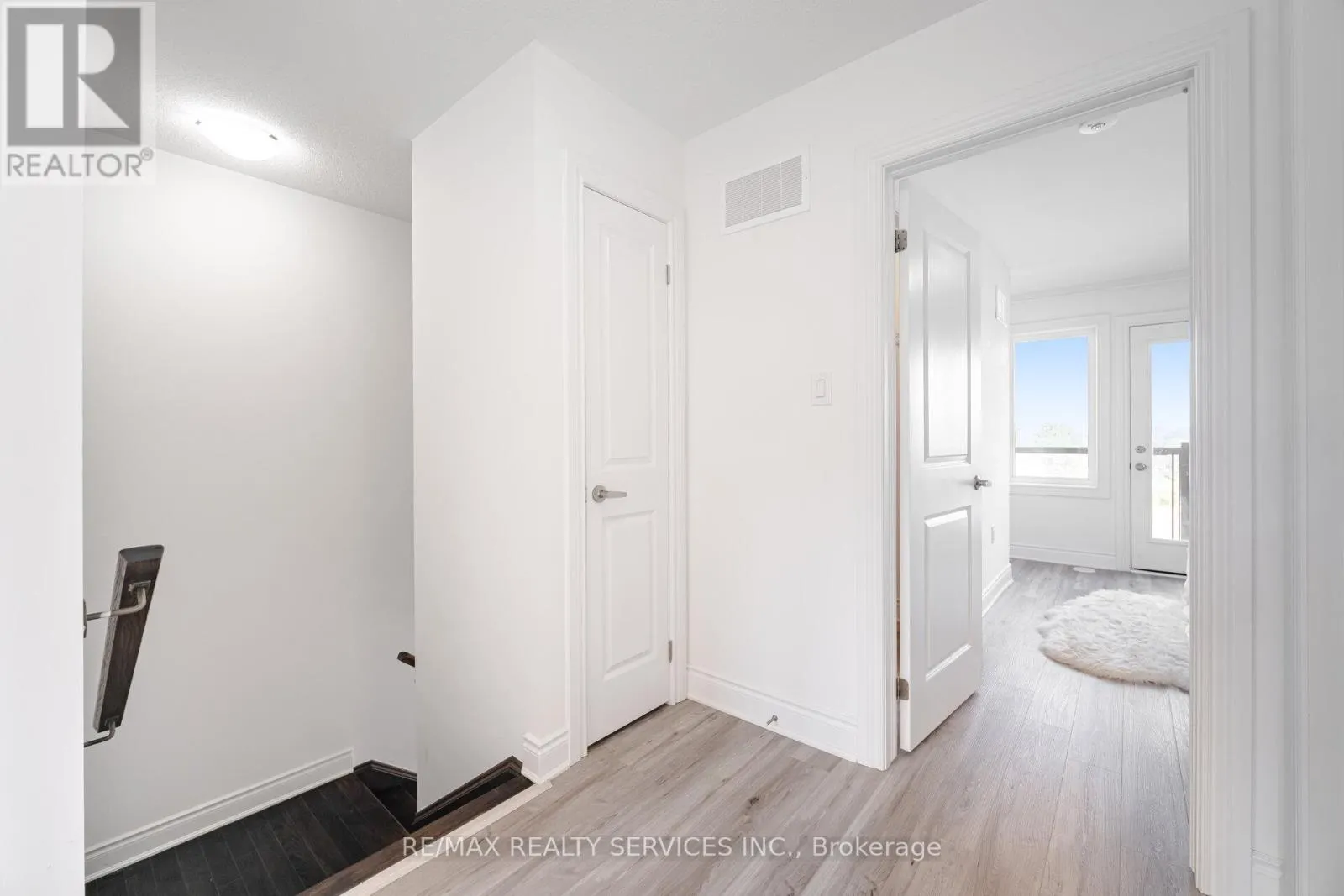 5184 VIOLA DESMOND DRIVE