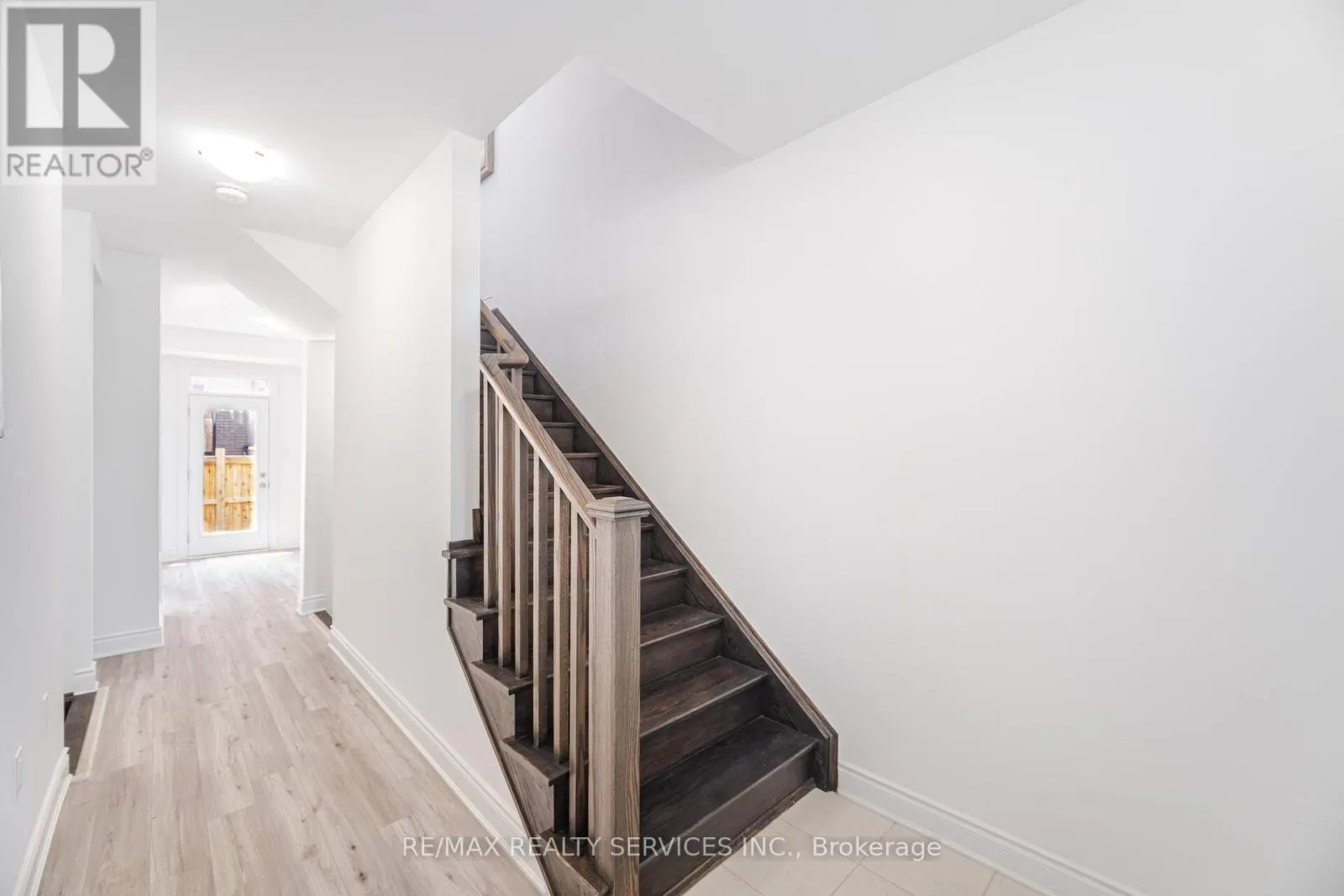5184 VIOLA DESMOND DRIVE