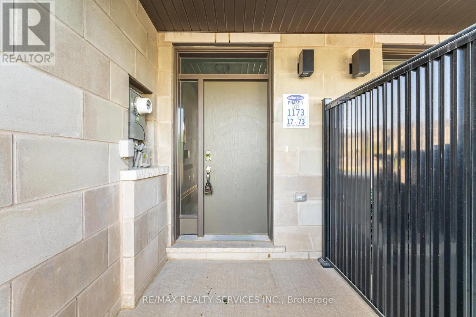 5184 VIOLA DESMOND DRIVE