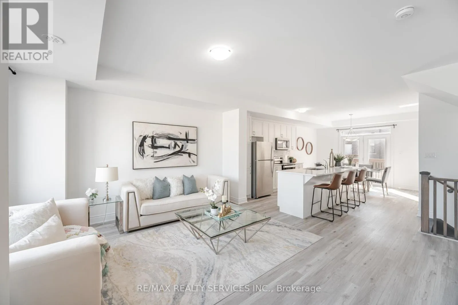 5184 VIOLA DESMOND DRIVE