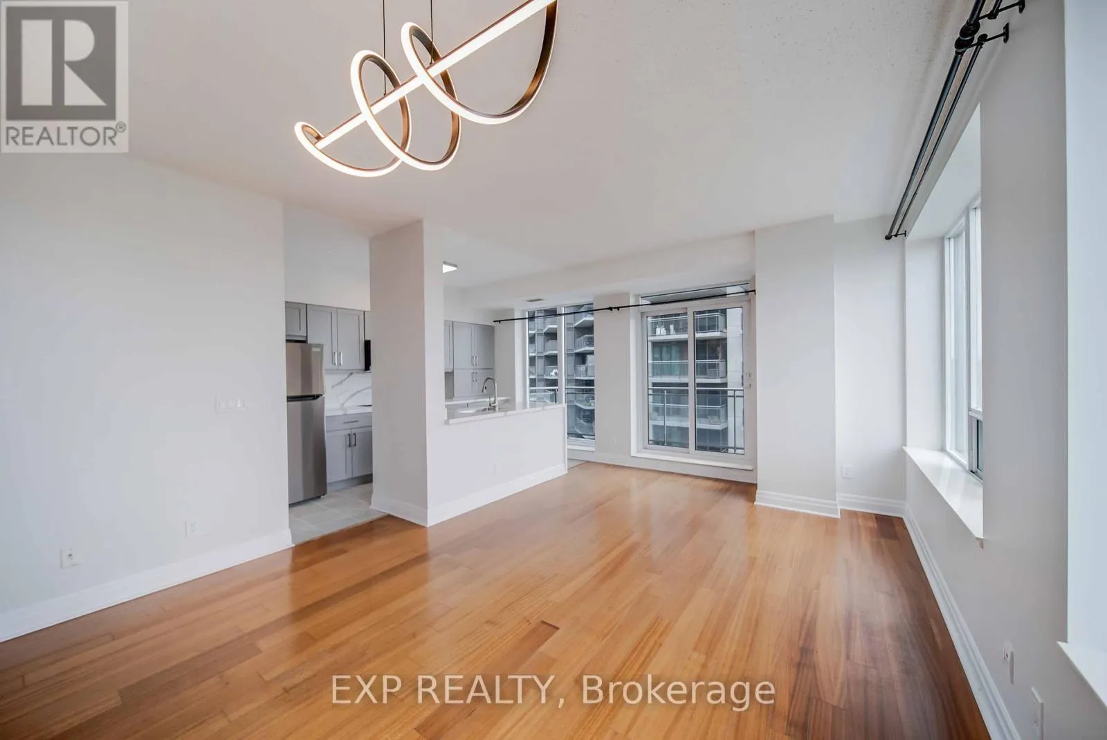 1003 - 2119 LAKESHORE BOULEVARD W, #1003