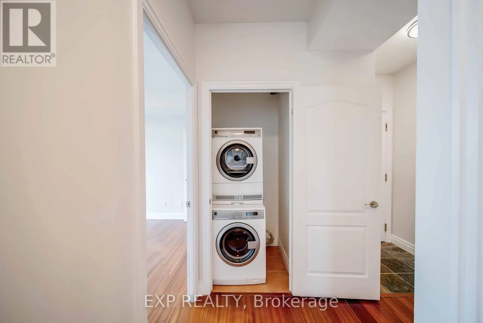 1003 - 2119 LAKESHORE BOULEVARD W, #1003