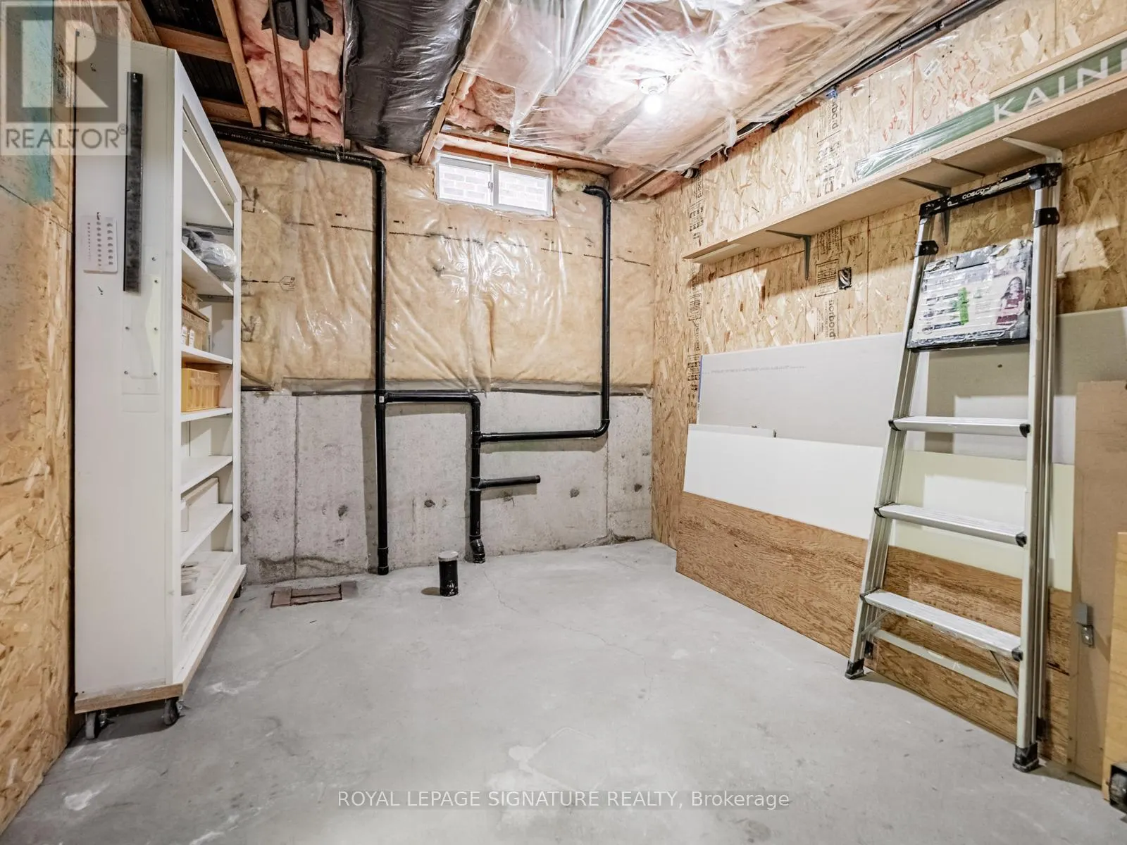 5245 CHAMPLAIN TRAIL