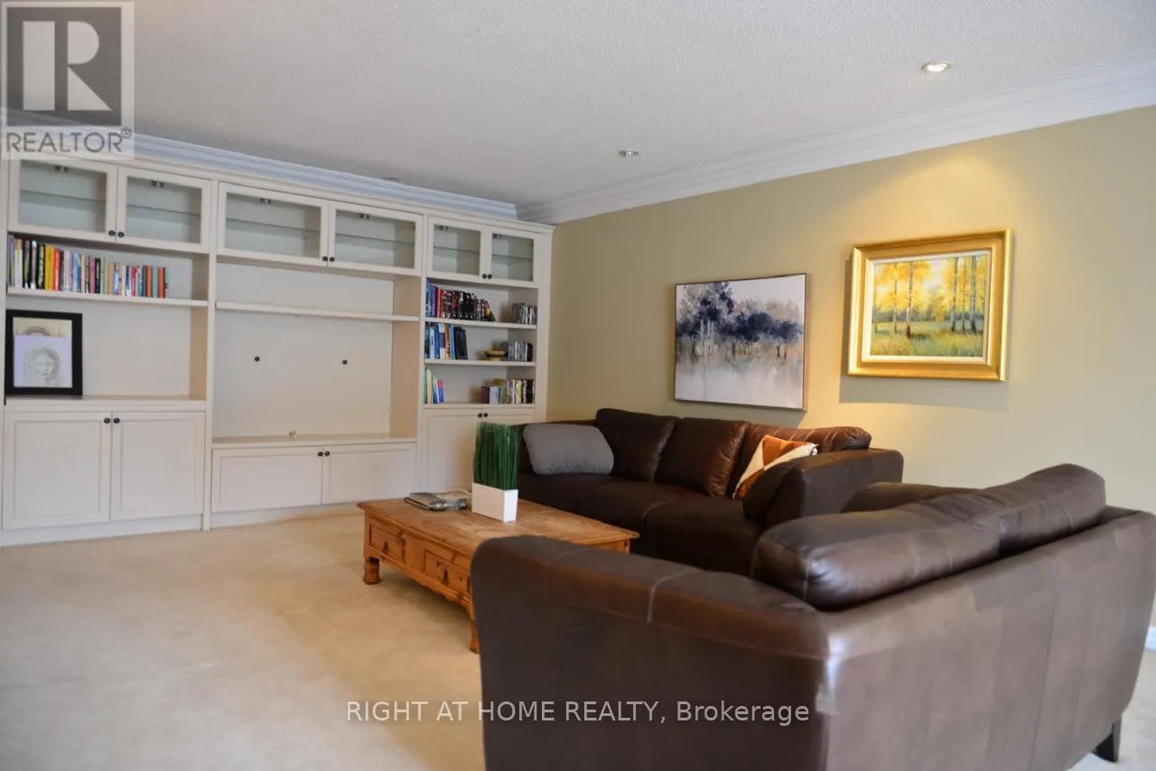 16 ST LAWRENCE DRIVE