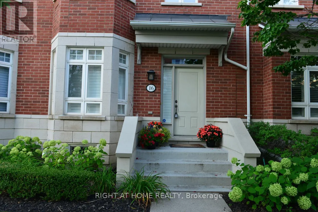 16 ST LAWRENCE DRIVE