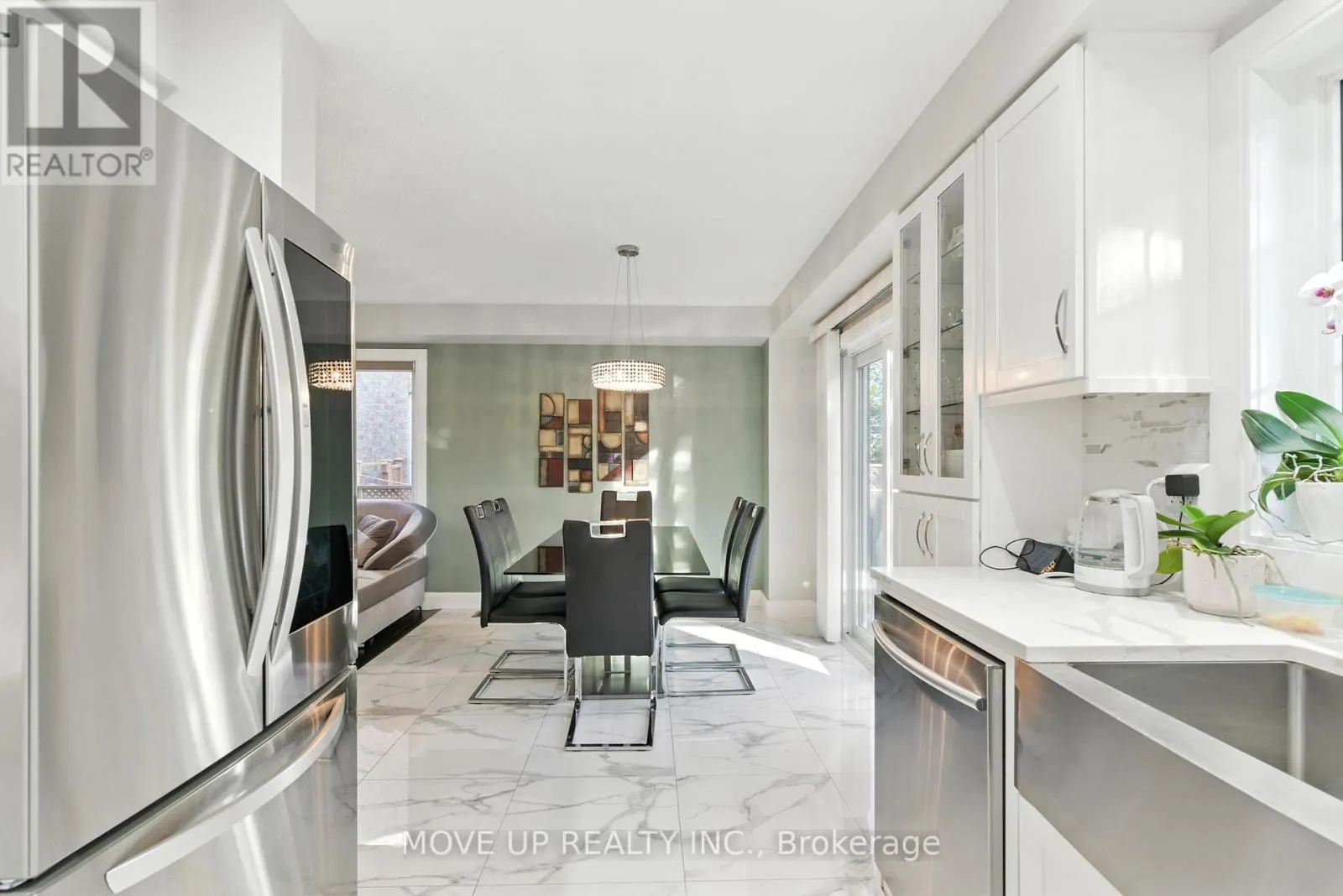 102 TRUDELLE CRESCENT