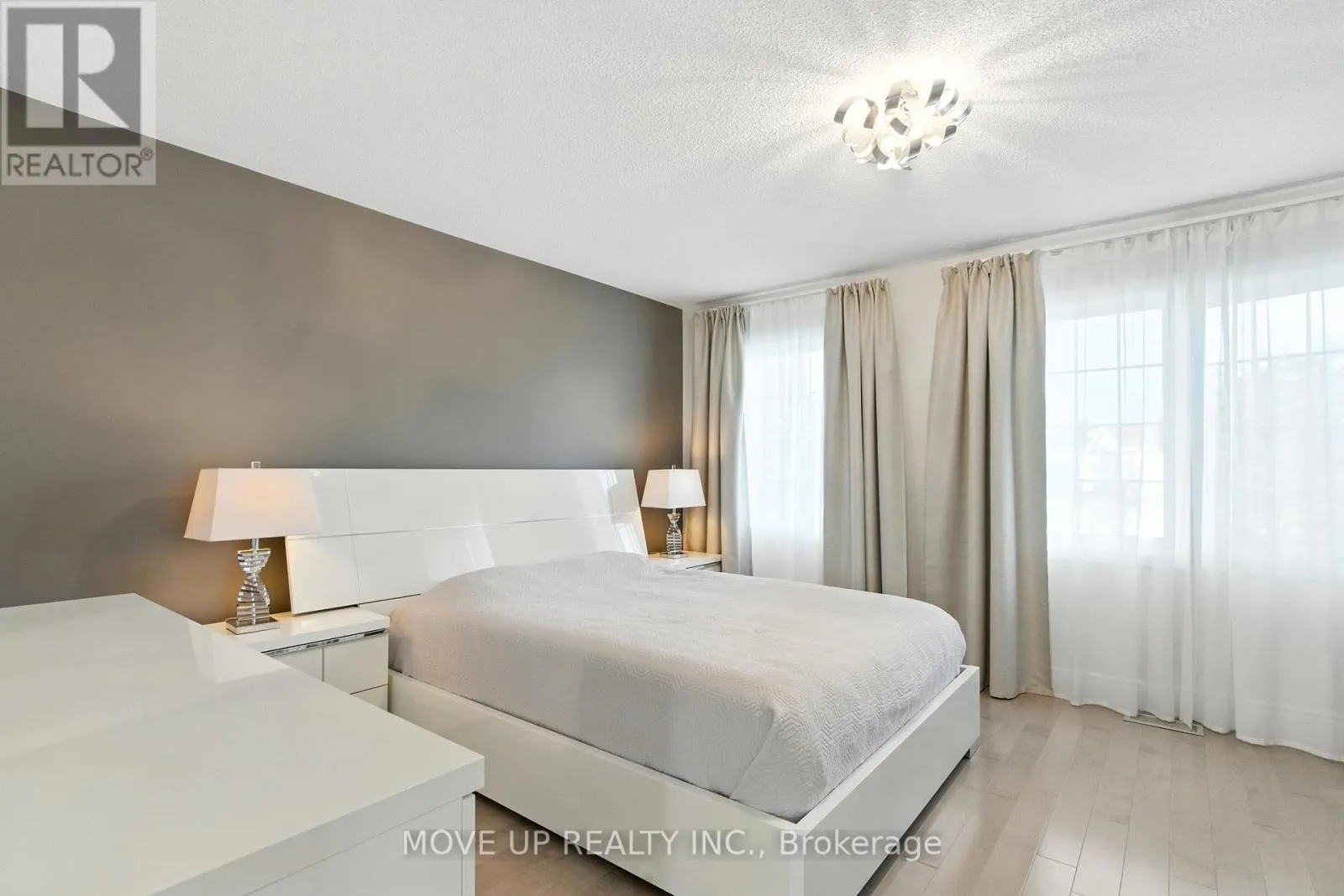 102 TRUDELLE CRESCENT