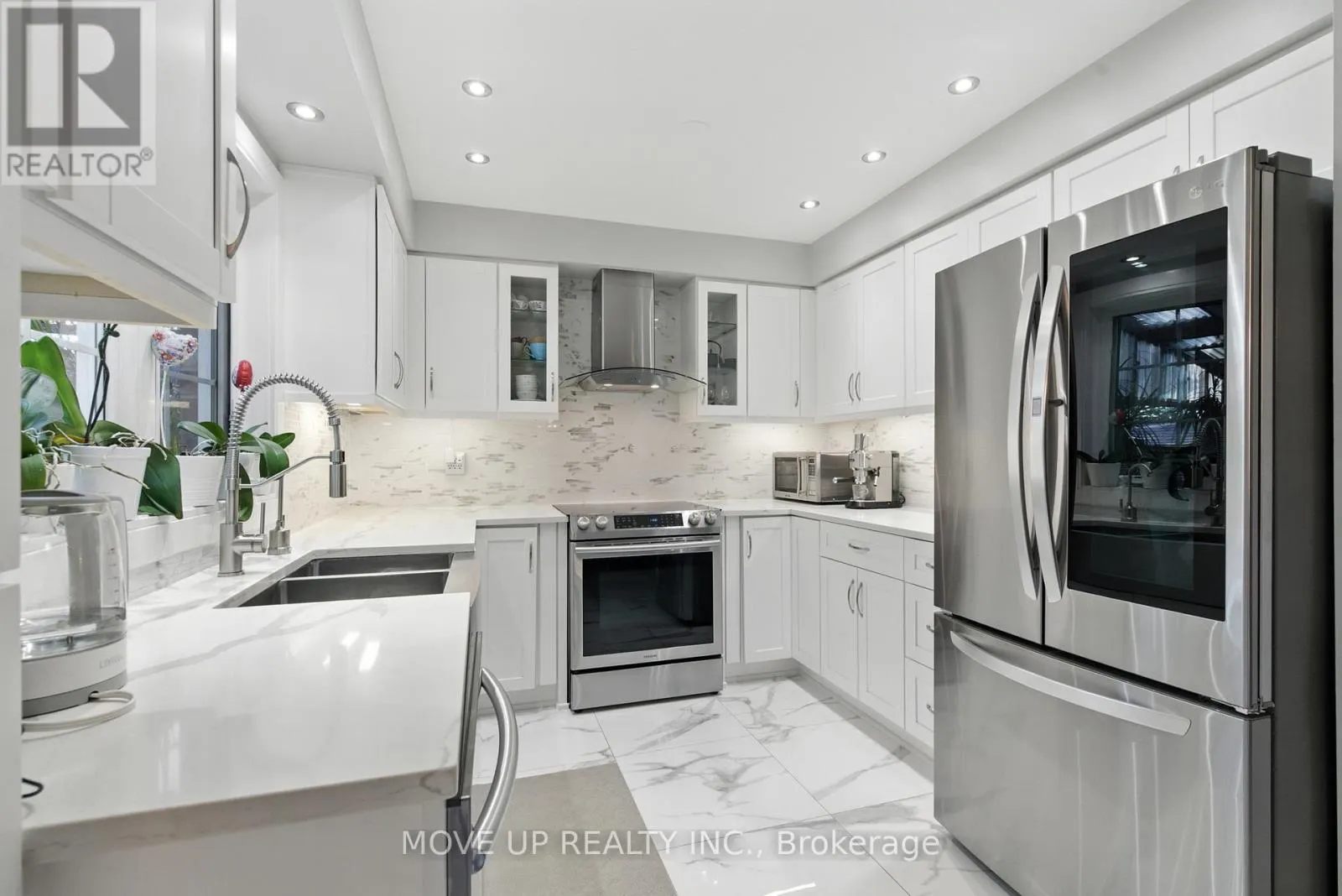 102 TRUDELLE CRESCENT