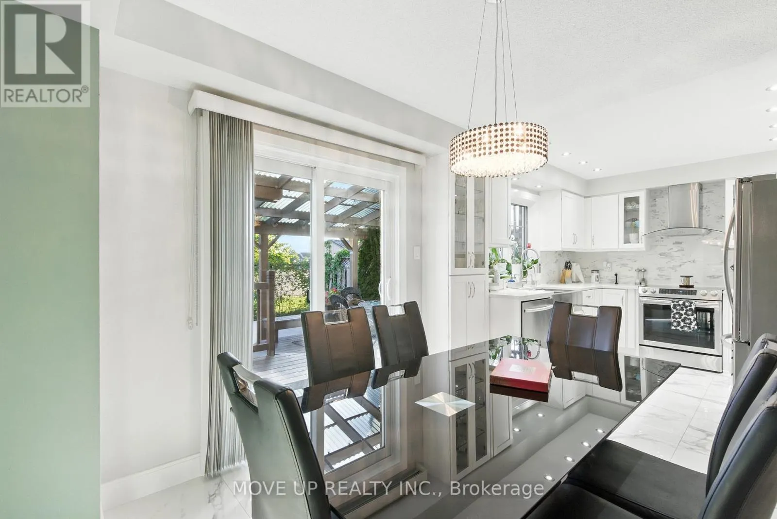 102 TRUDELLE CRESCENT