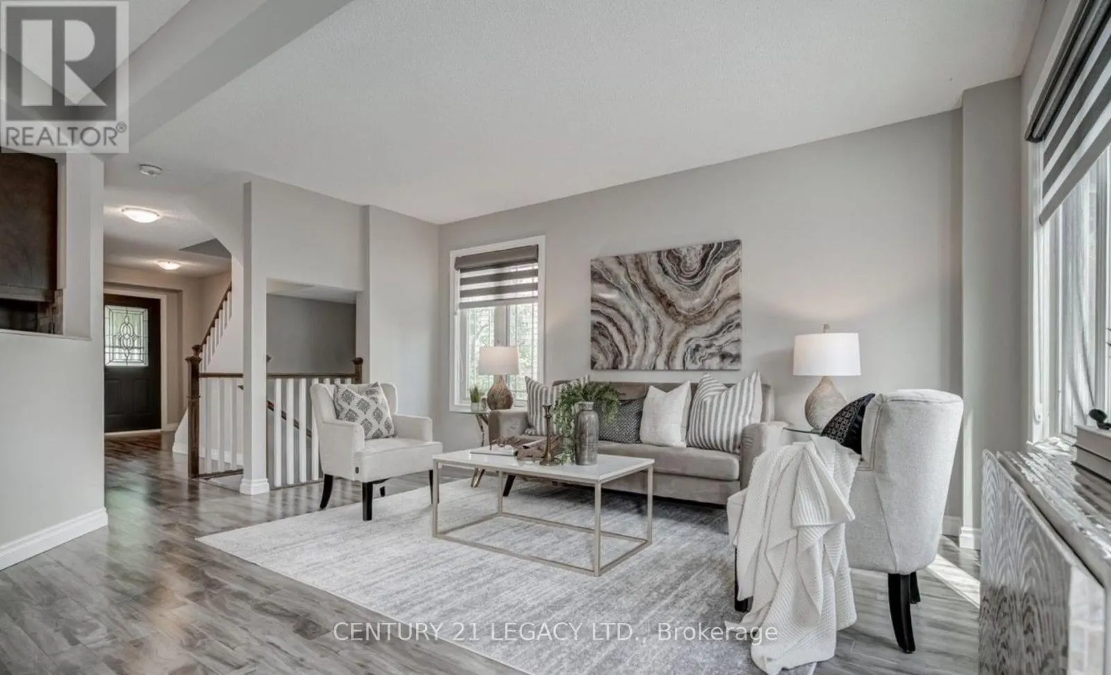 UPPER - 339 LEWIS DRIVE W