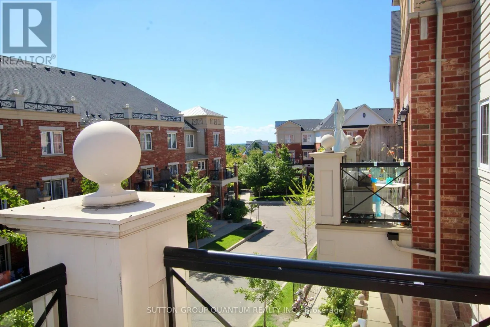 21 - 47 HAYS BOULEVARD