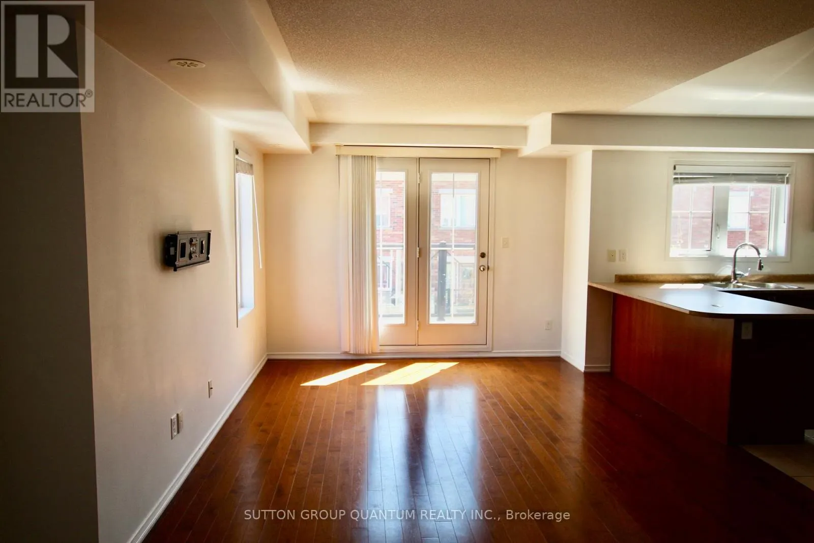 21 - 47 HAYS BOULEVARD