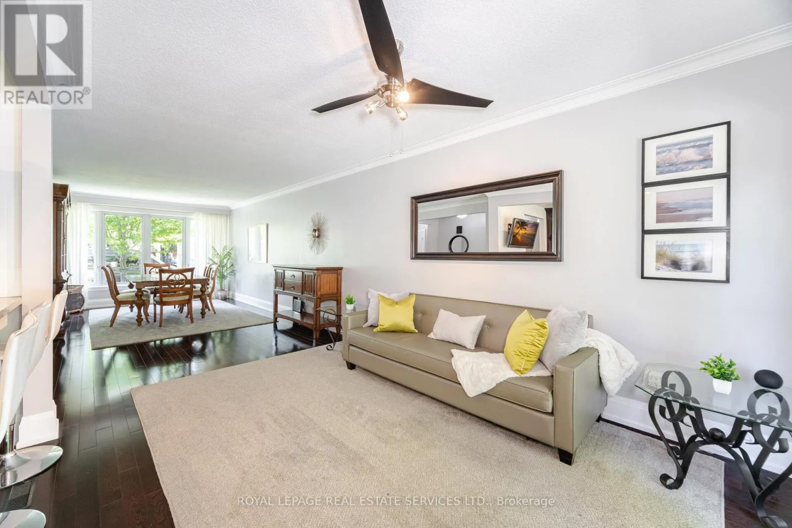 26 ALANMEADE CRESCENT