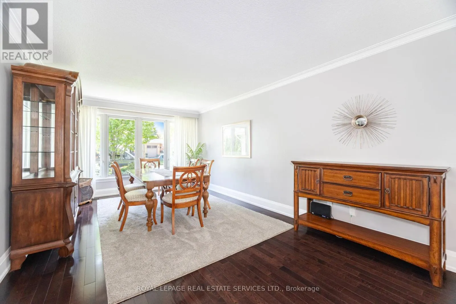 26 ALANMEADE CRESCENT