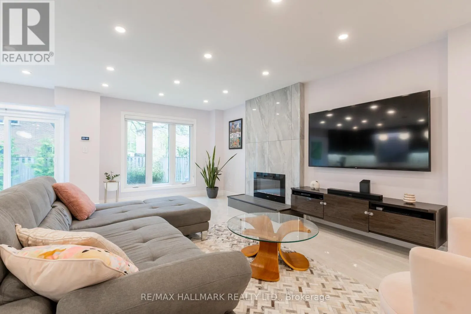 1309 SWEETBIRCH COURT