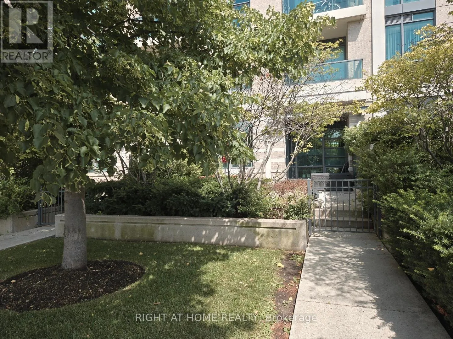 101 - 215 SHERWAY GARDENS ROAD