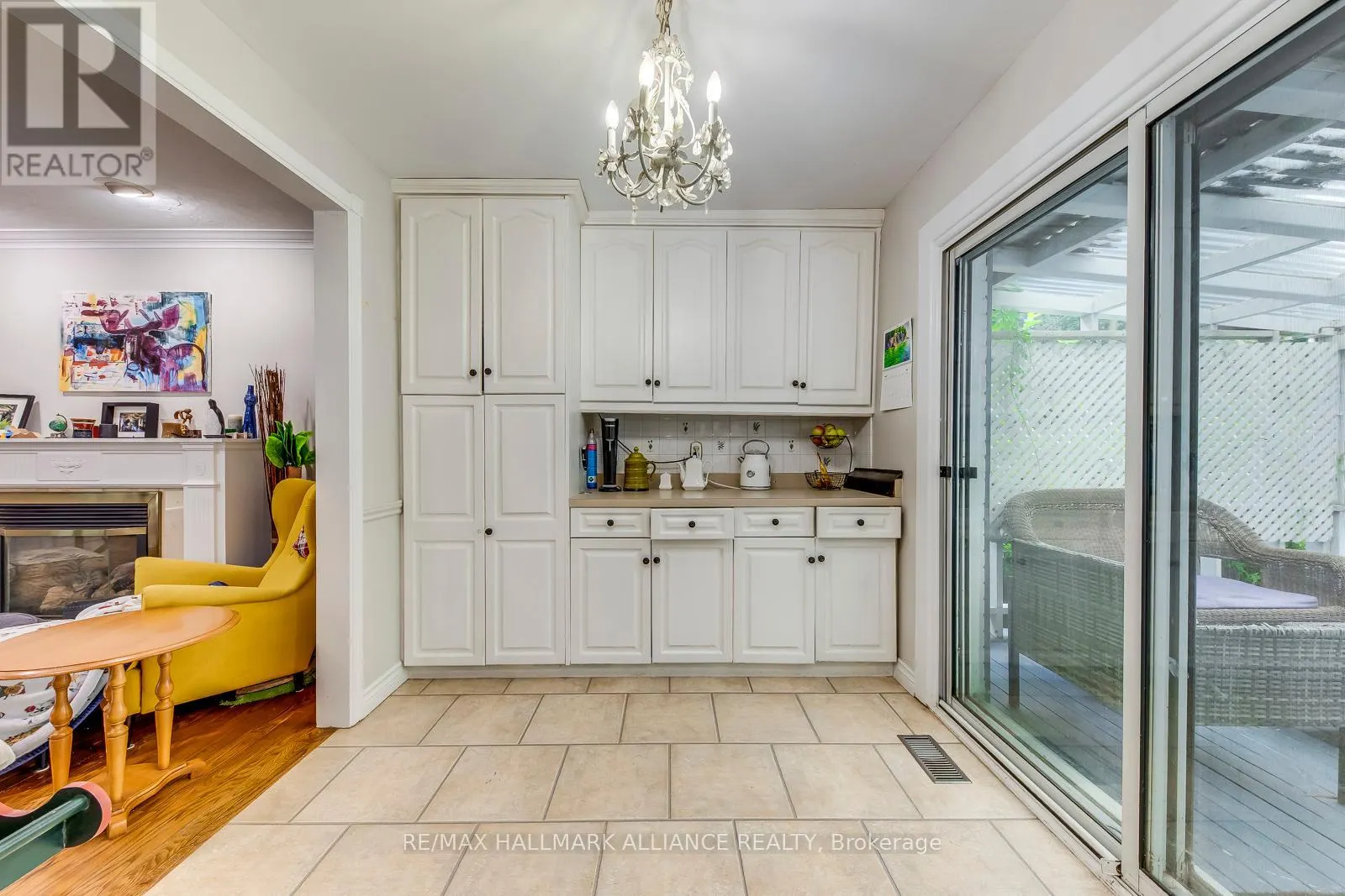 463 DRUMMOND ROAD