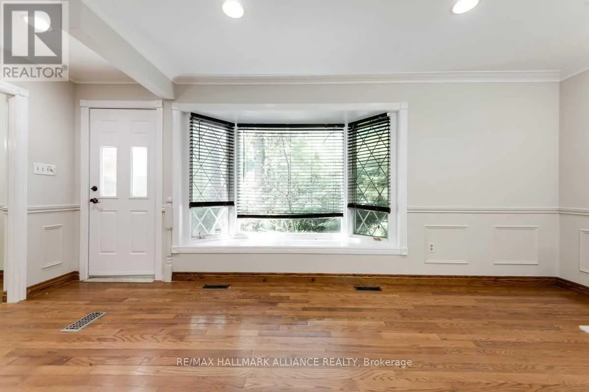 463 DRUMMOND ROAD