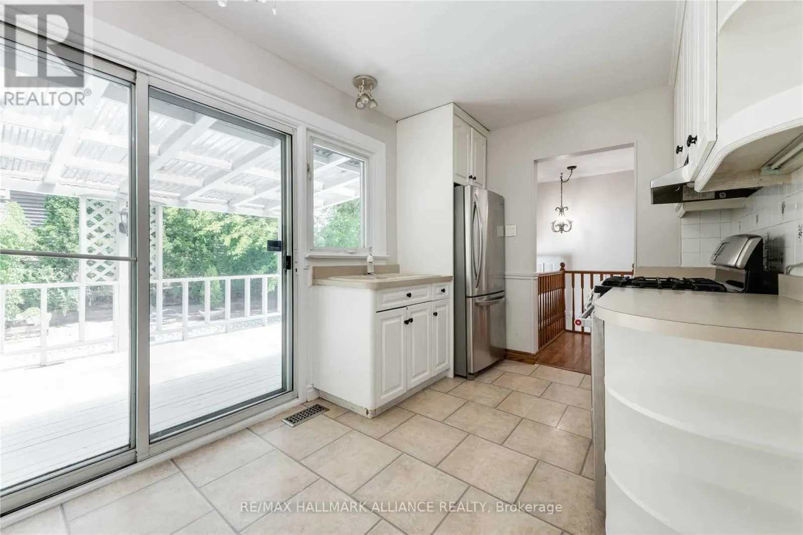 463 DRUMMOND ROAD