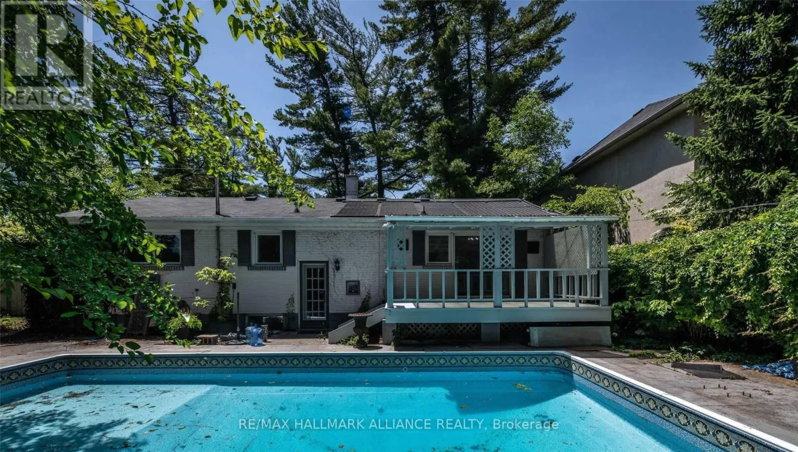 463 DRUMMOND ROAD