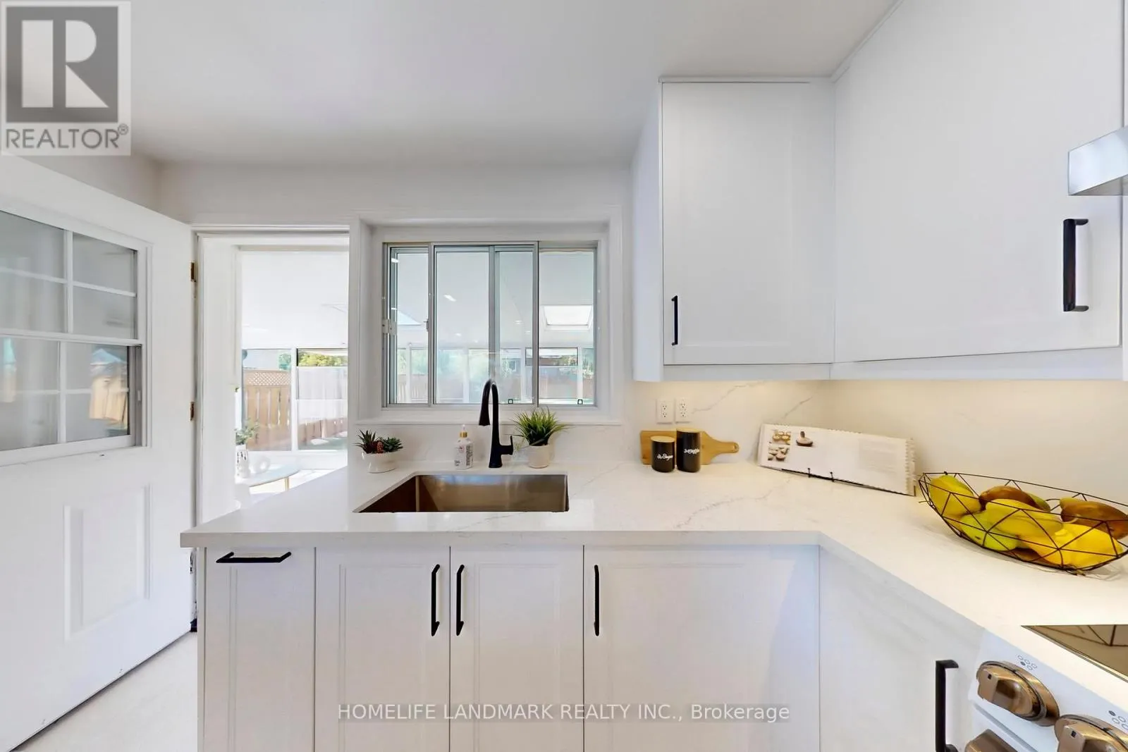 1354 KELLY ROAD