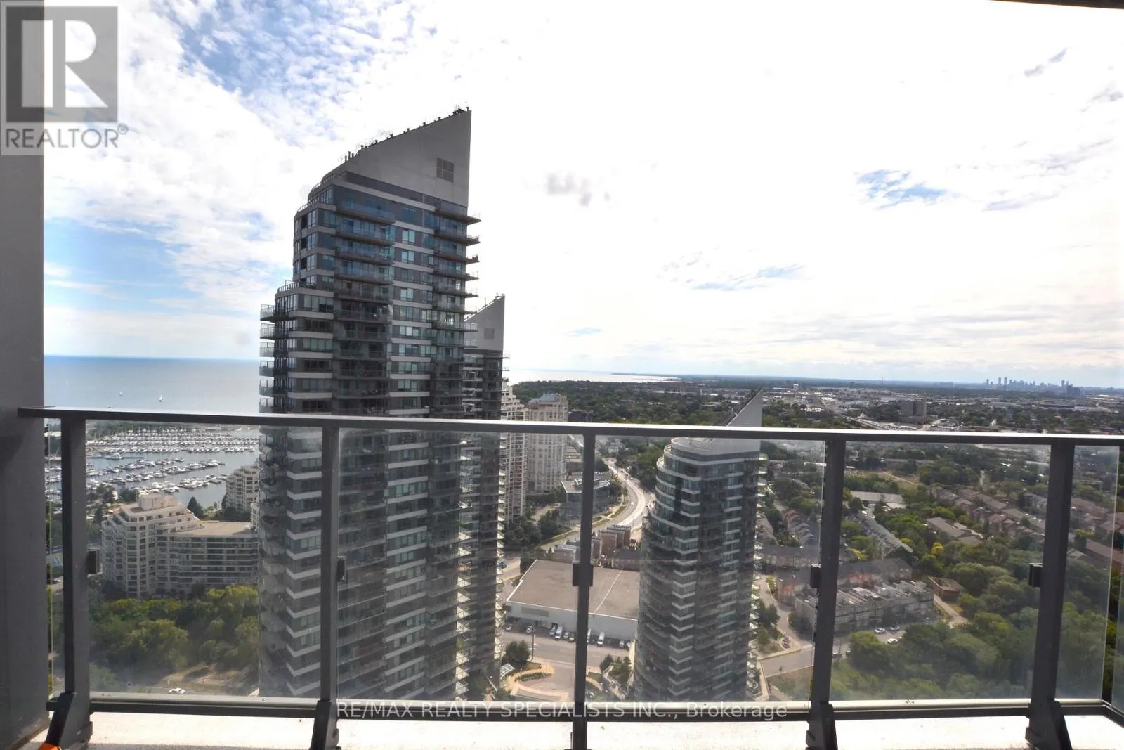 4106 - 2212 LAKE SHORE BOULEVARD W