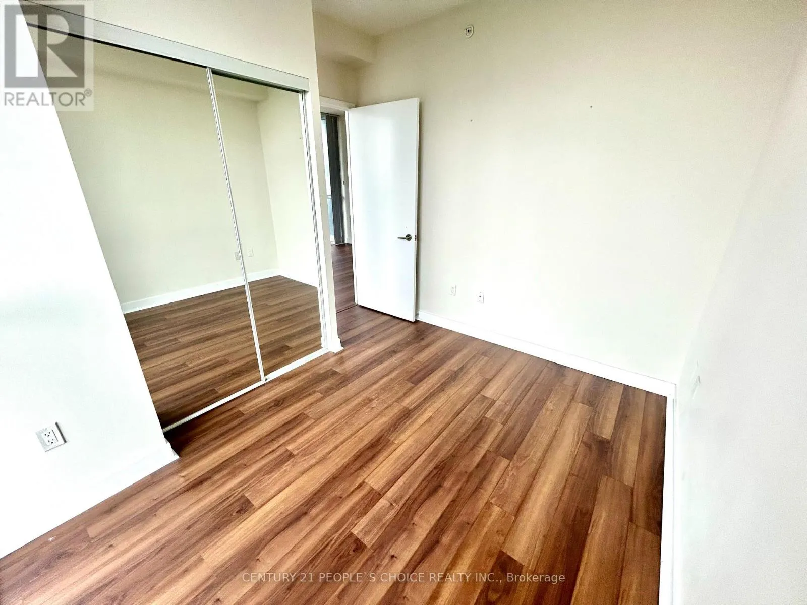 2809 - 3975 GRAND PARK DRIVE