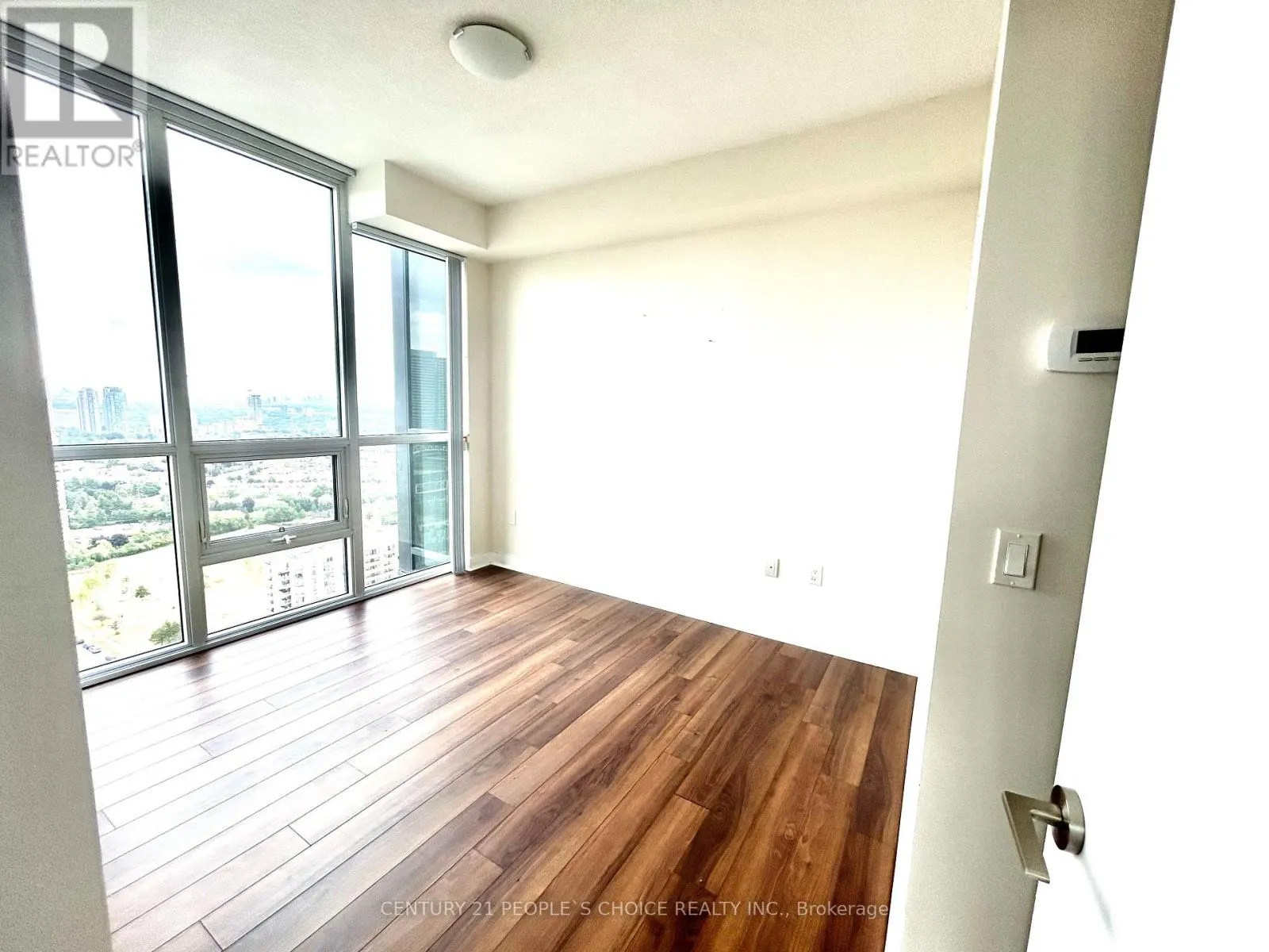 2809 - 3975 GRAND PARK DRIVE