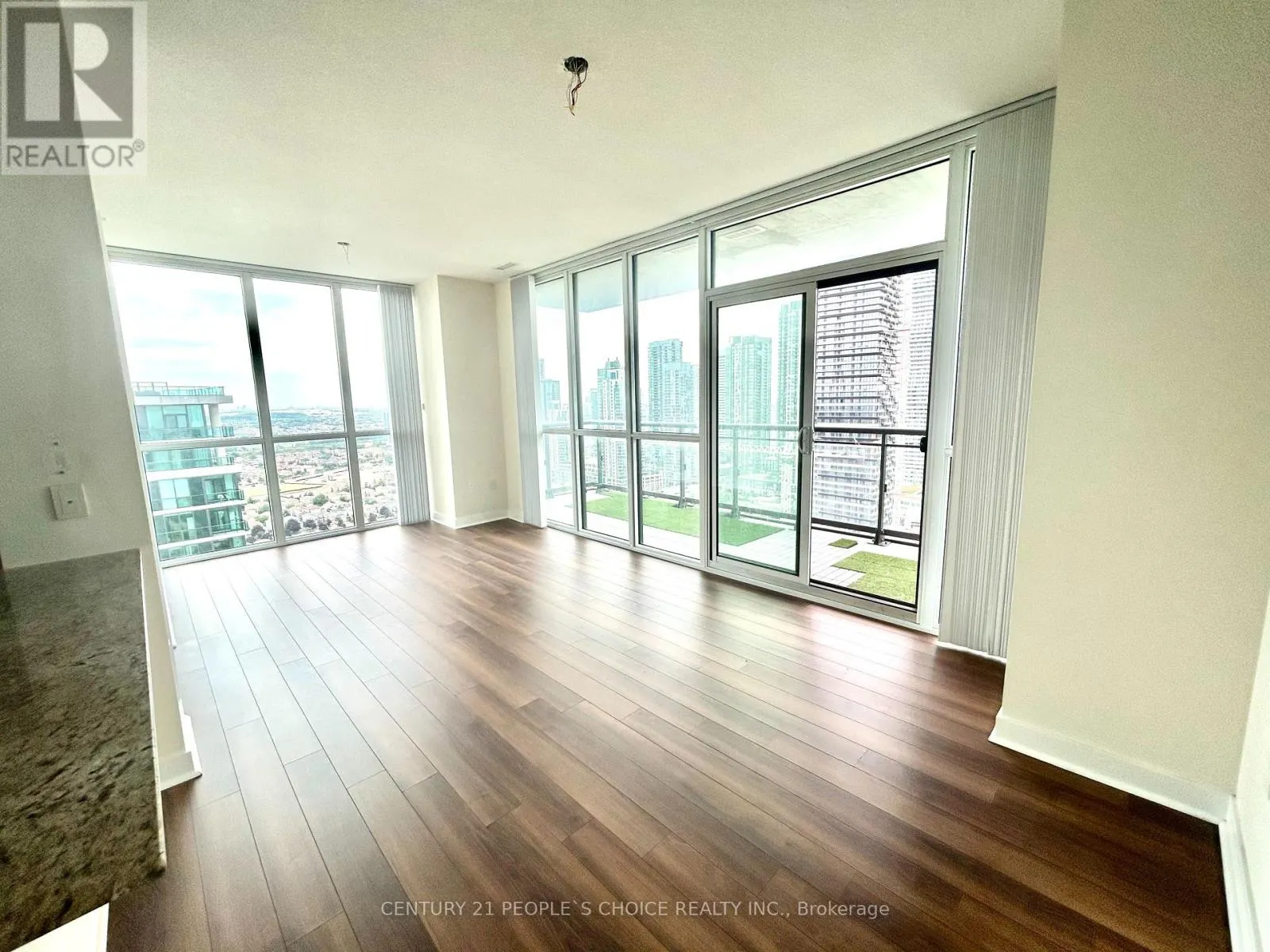 2809 - 3975 GRAND PARK DRIVE