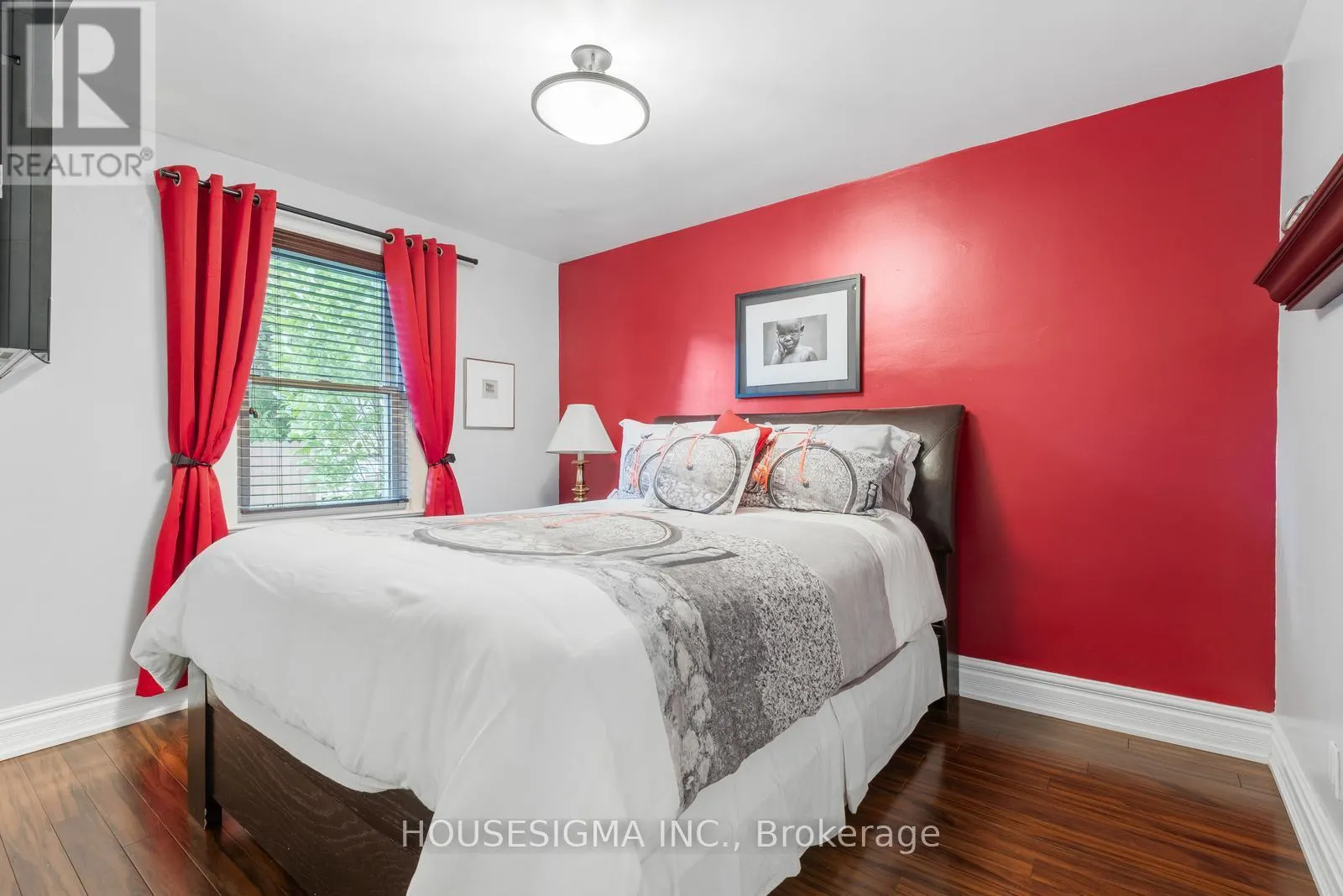 129 EDGECROFT ROAD