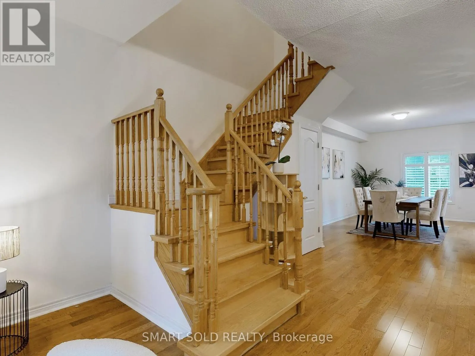 26 - 230 PAISLEY BOULEVARD W